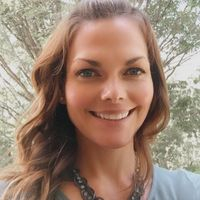 Therapist Sarah Holland Photo