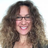 Dr. Debbi Kutner