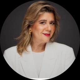 Therapist Adriana Cavazos Photo