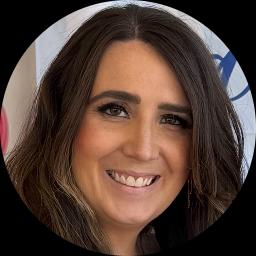 Therapist Nichole Molnar Photo