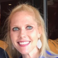 Elizabeth  Herron - Online Therapist with 8 years of experience