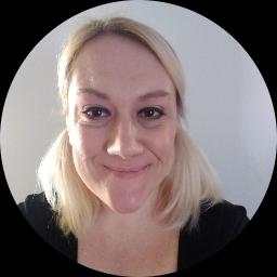This is Stephanie Nolan's avatar