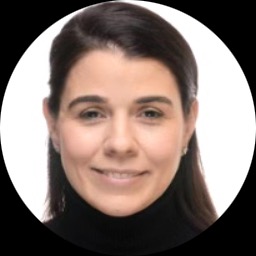 This is Stephanie Benjamin's avatar