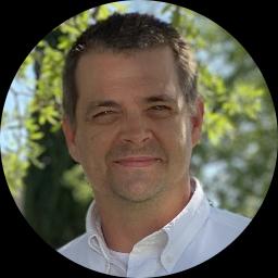 Psychologist Mickey Reves providing different types of therapy in Paradise