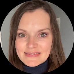 Photo of Rebecca Lindquist