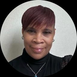 Psychologist Kenushca Hendrix providing different types of therapy in Bronx