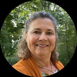 Photo of Beth Brunelli