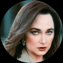 This is Suzanne  Howden 's avatar and link to their profile