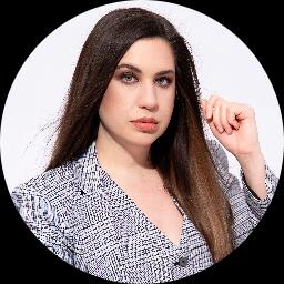 Psychologist Samayra Tavakoli providing different types of therapy in Leon