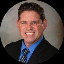 Psychologist Christopher Siggins providing different types of therapy in Tampa