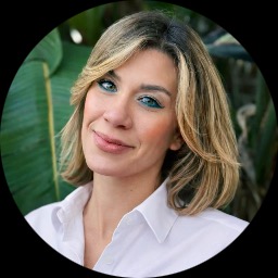 Psychologist Bianca Jofre providing different types of therapy in Callahan