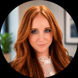 Psychologist Rebecca Monroe providing different types of therapy in Cistern