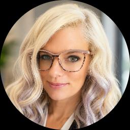Psychologist Sara Bell providing different types of therapy in Hemby Bridge