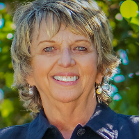 Denise Champagne - Online Therapist with 10 years of experience