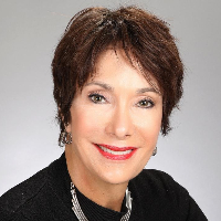Psychologist Kim Scheft providing different types of therapy in Macclenny
