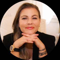 Therapist Amandine Esteves Photo