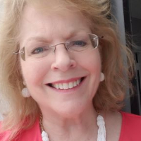 Eve  Marcus - Online Therapist with 12 years of experience