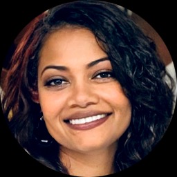 This is Elyse Vaughn's avatar