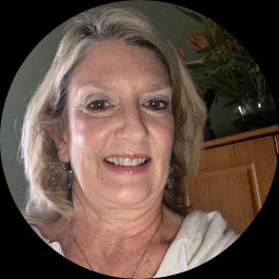 This is Lisa Smith's avatar and link to their profile