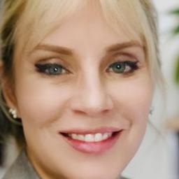 Alexandra De Castro Basto practicing in California