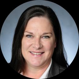 Psychologist Jennifer Hutchison providing different types of therapy in Arlington