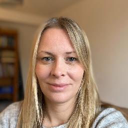 Photo of Leanne Kemp
