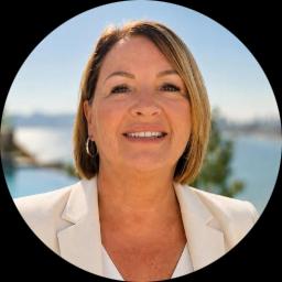 Photo of Paula Appleton