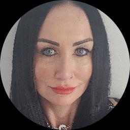 Photo of Rachael Holden