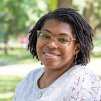 Shonnia Spears - Online Therapist with 4 years of experience