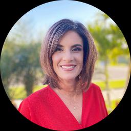 Therapist Keli Karbowski Photo