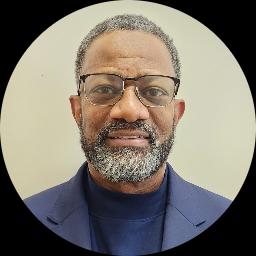 Psychologist Romie Pinkett providing different types of therapy in Brooklyn