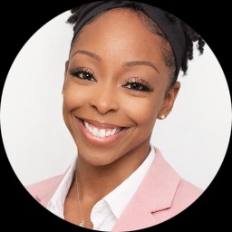 Psychologist Brittany Lee providing different types of therapy in McKenzie