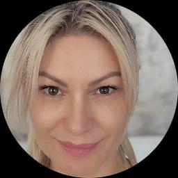 Photo of Mercedes Alia