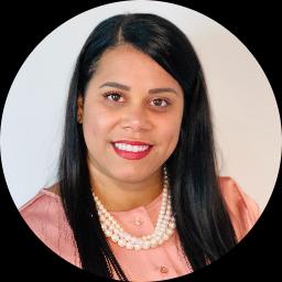 This is Eliz Cruz Bruno's avatar