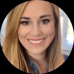 Photo of Elise Warner