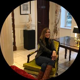 This is Elaine Gilmartin's avatar