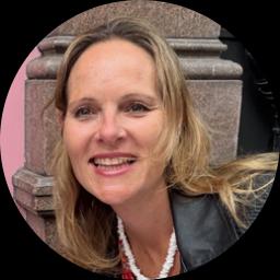 Photo of Stephanie Aylott