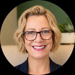 Psychologist Amy Penley providing different types of therapy in Whispering Pines