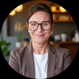 This is Maggie French's avatar