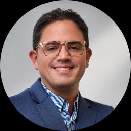 Psychologist Carlos Suazo providing different types of therapy in Live Oak