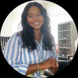 Therapist Shalini Semento Photo