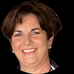 Psychologist Robin Orovitz providing different types of therapy in Macclenny