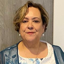 This is Lorena Flores's avatar