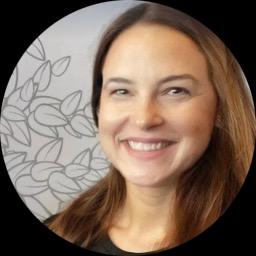 Psychologist Jami Wampler providing different types of therapy in Huxley