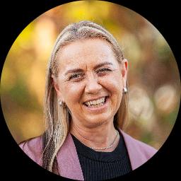 Photo of Karen Whitfield