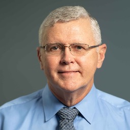 Therapist Esker (Jay) Farris Photo