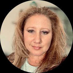 This is Kelly Snyder's avatar and link to their profile