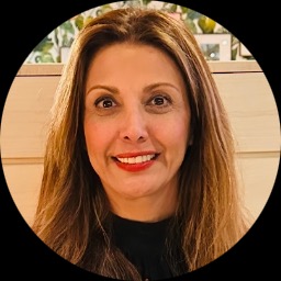 Psychologist Yas Farrokhseresht providing different types of therapy in El Paso