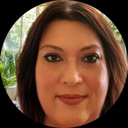 Psychologist Yvette Sabater-Lenk providing different types of therapy in Williston