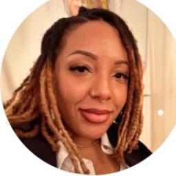 Psychologist Jovonna Hale providing different types of therapy in Clyde Hill